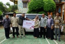 SIG Pabrik Tuban Berikan Bantuan Mobil Siaga